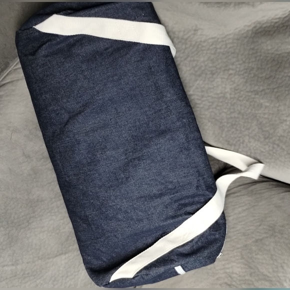 Gym and Juice Duffle Bag - Picture 5 of 6